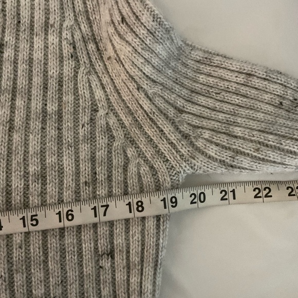 Zara Cream Knit Sweater - Picture 8 of 9